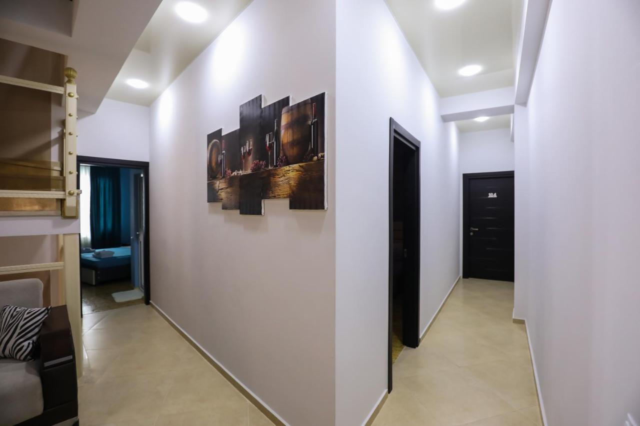 Hotel Sagu Кутаиси Екстериор снимка