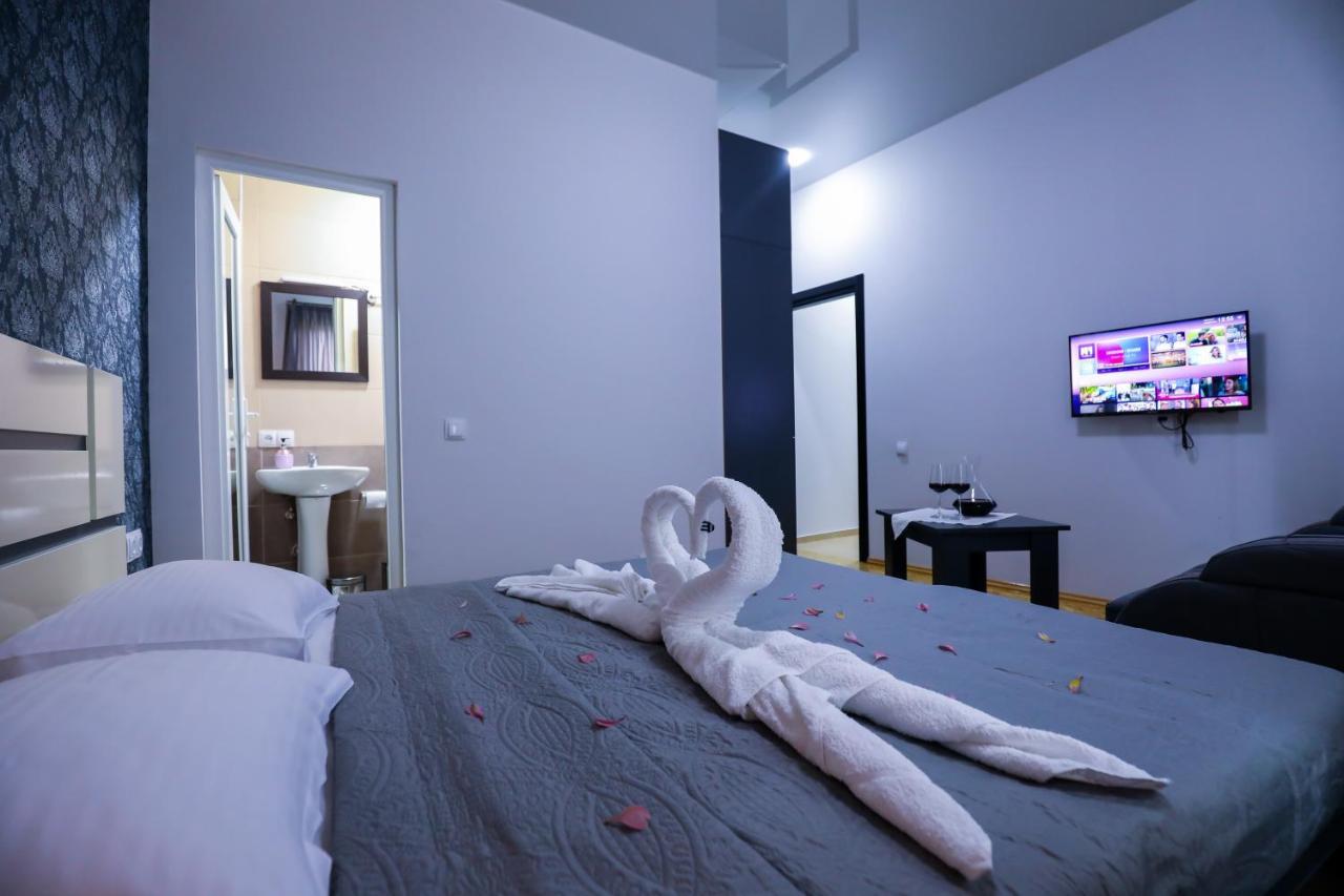 Hotel Sagu Кутаиси Екстериор снимка