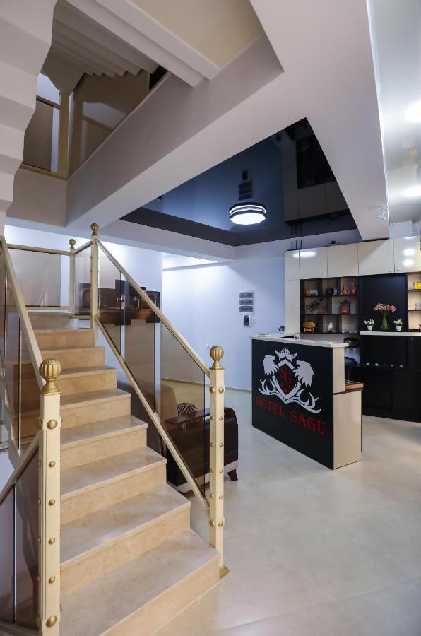 Hotel Sagu Кутаиси Екстериор снимка