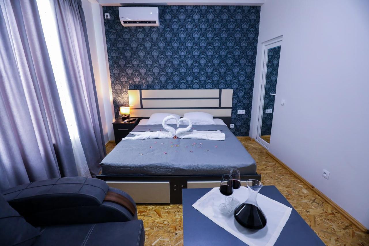 Hotel Sagu Кутаиси Екстериор снимка