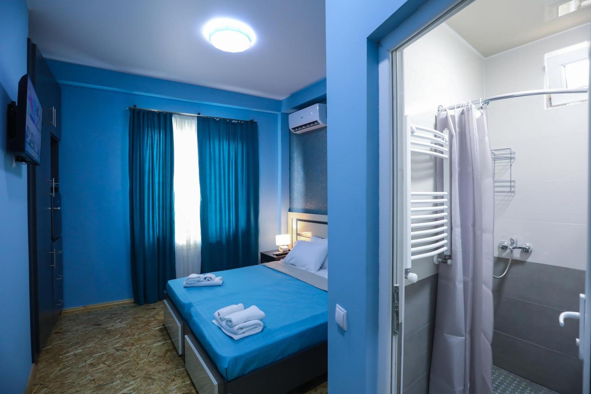 Hotel Sagu Кутаиси Екстериор снимка